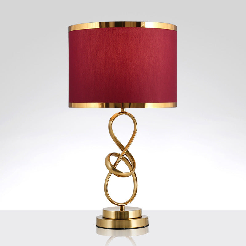 Postmodern light luxury table lamp inbine