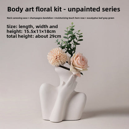 Luxury Minimalist Ceramic Vase inbine