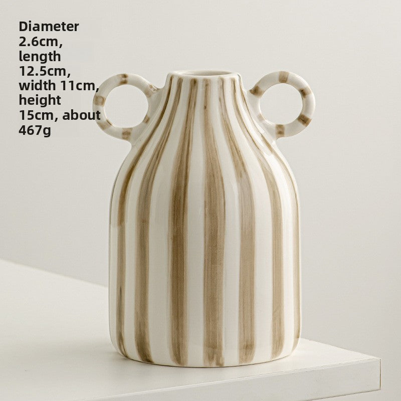 ceramic vase inbine