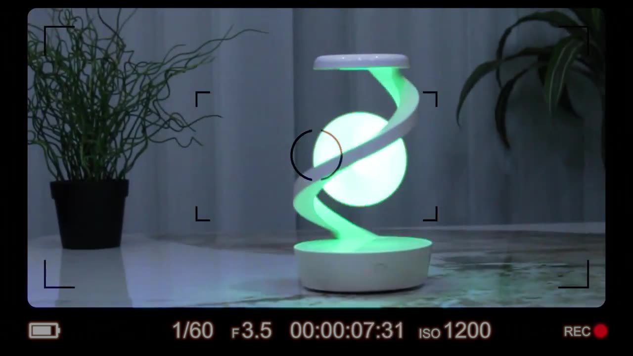 Rotating Floating Night Light inbine