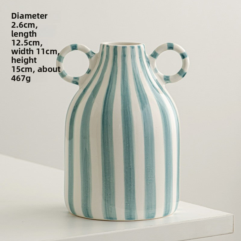 ceramic vase inbine