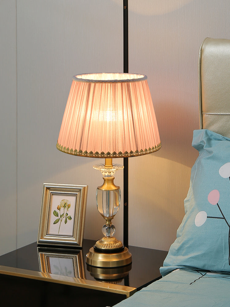 All-copper luxury crystal desk lamp inbine