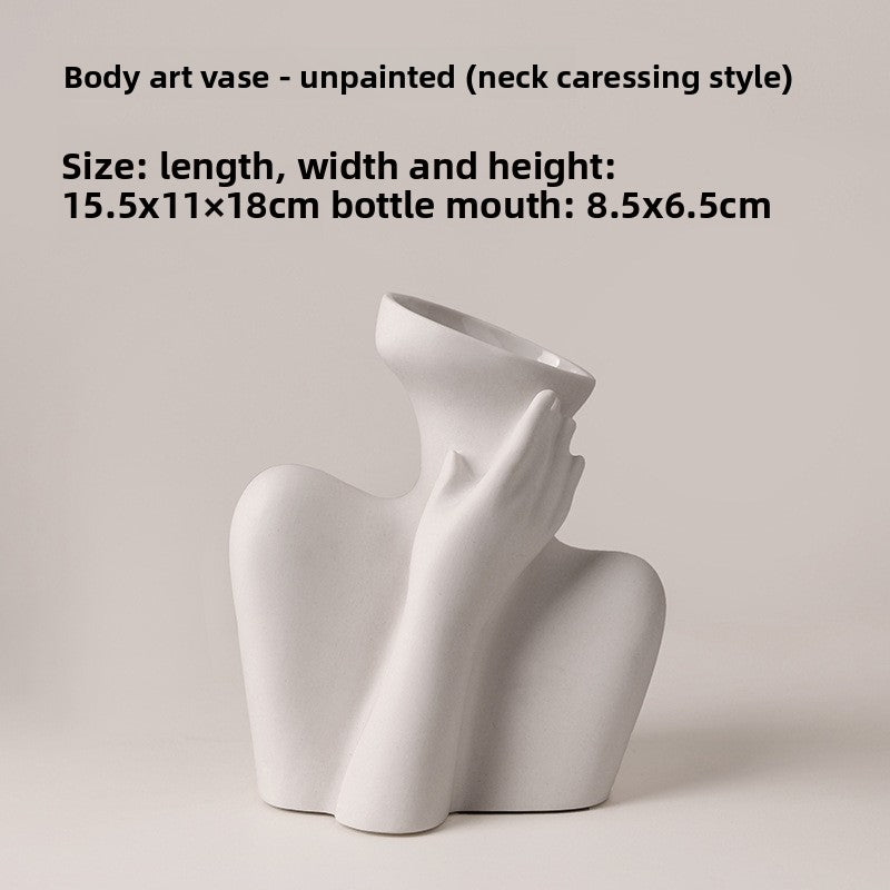 Luxury Minimalist Ceramic Vase inbine