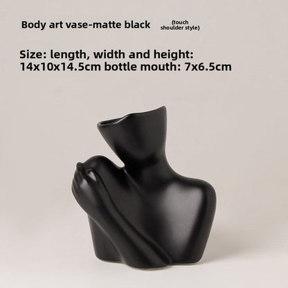 Luxury Minimalist Ceramic Vase inbine