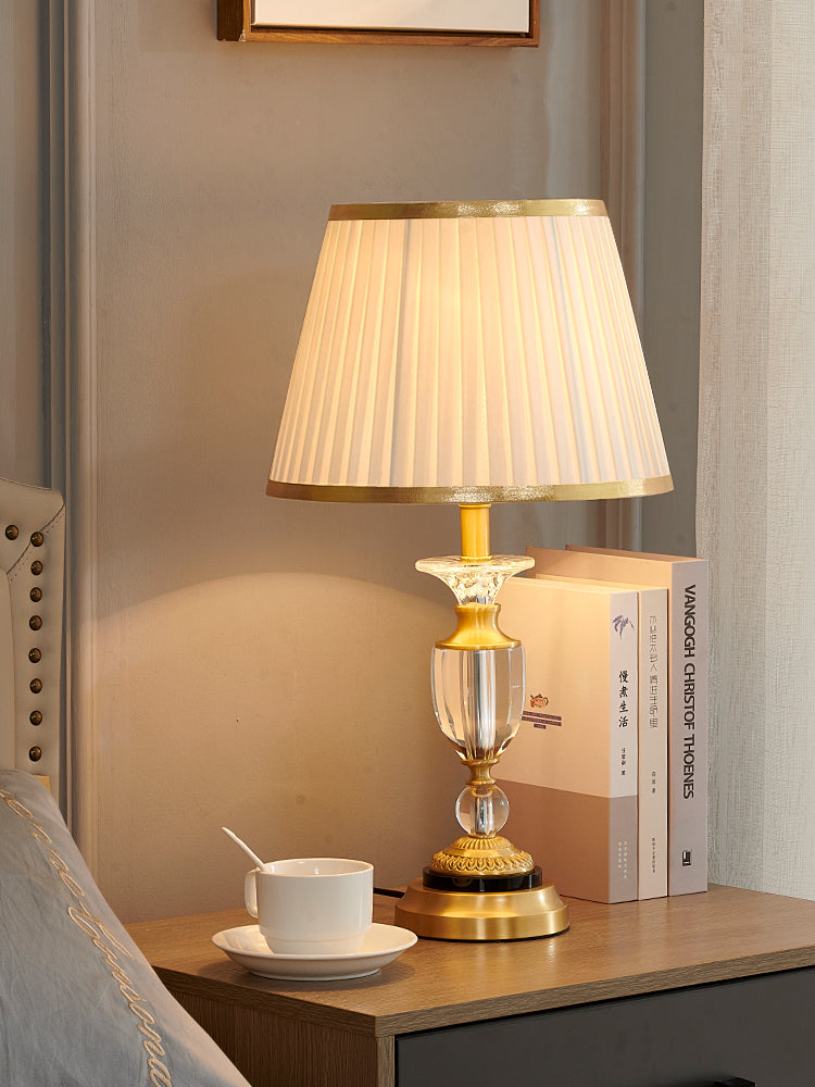 All-copper luxury crystal desk lamp inbine